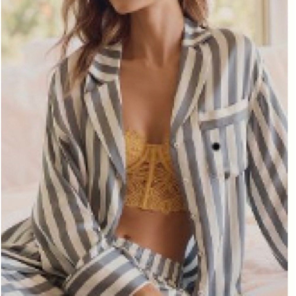 Chicstriped Pajama Set